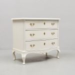 1260 1167 CHEST OF DRAWERS